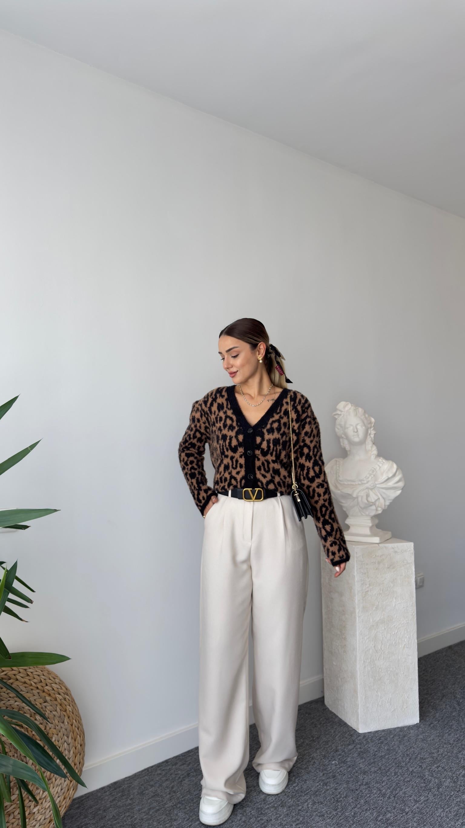 Cliona Sakallı Leopar Desen Hırka