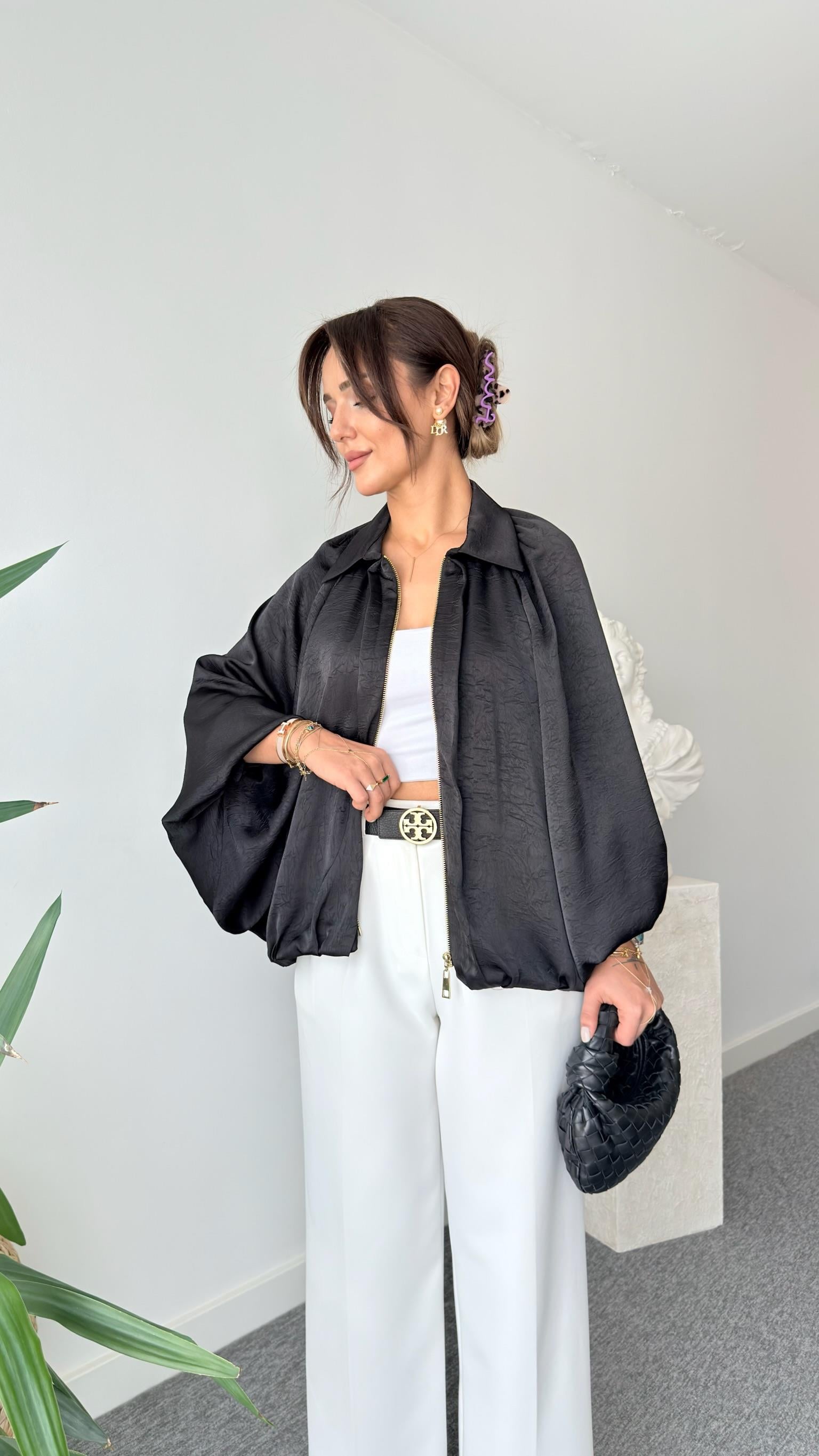 Siyah Seru Zra Model Oversize Saten Ceket (Ön Sipariş Ürünü)  