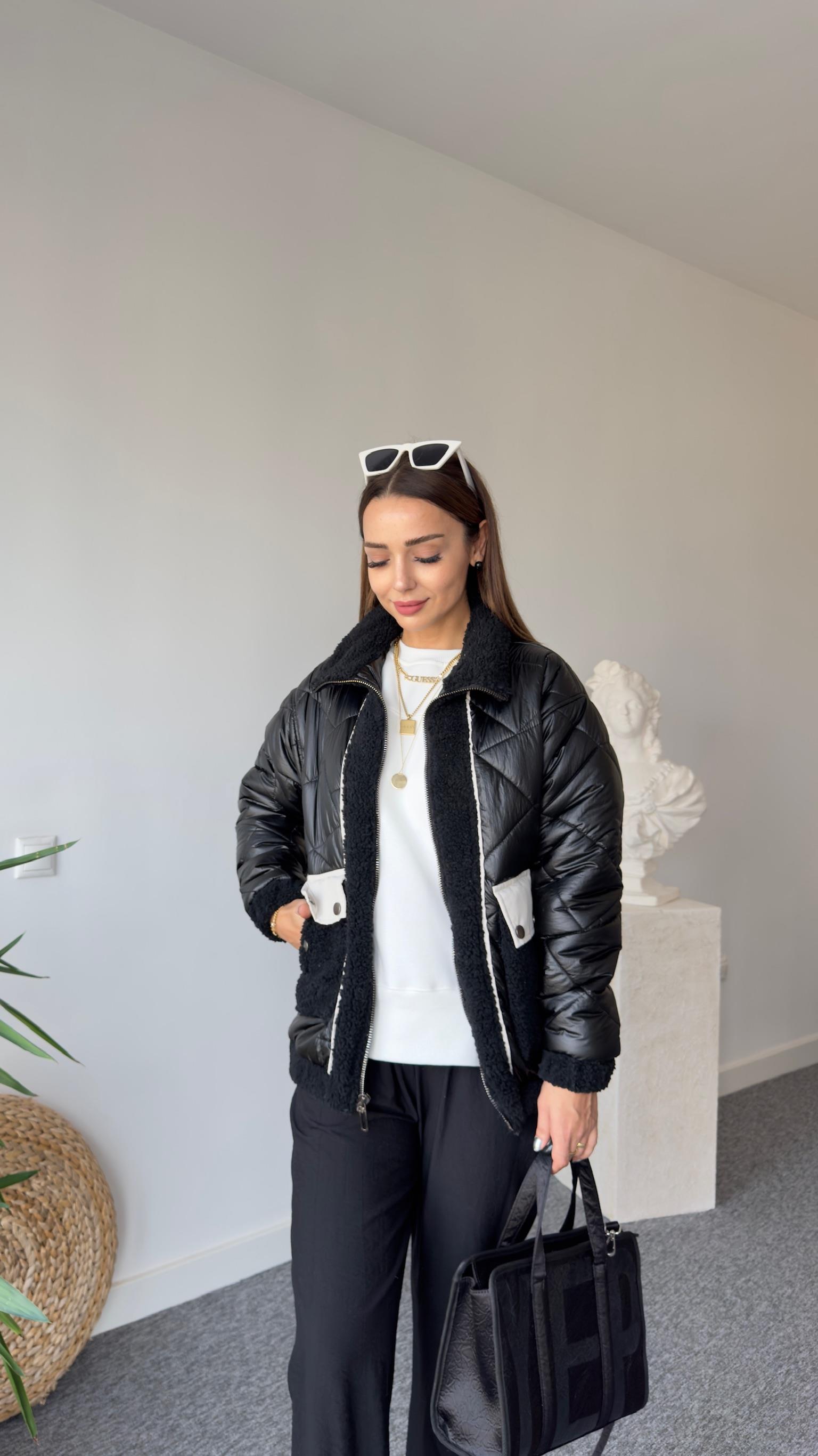 Beyaz Şerit Detaylı Siyah Premıum Mont