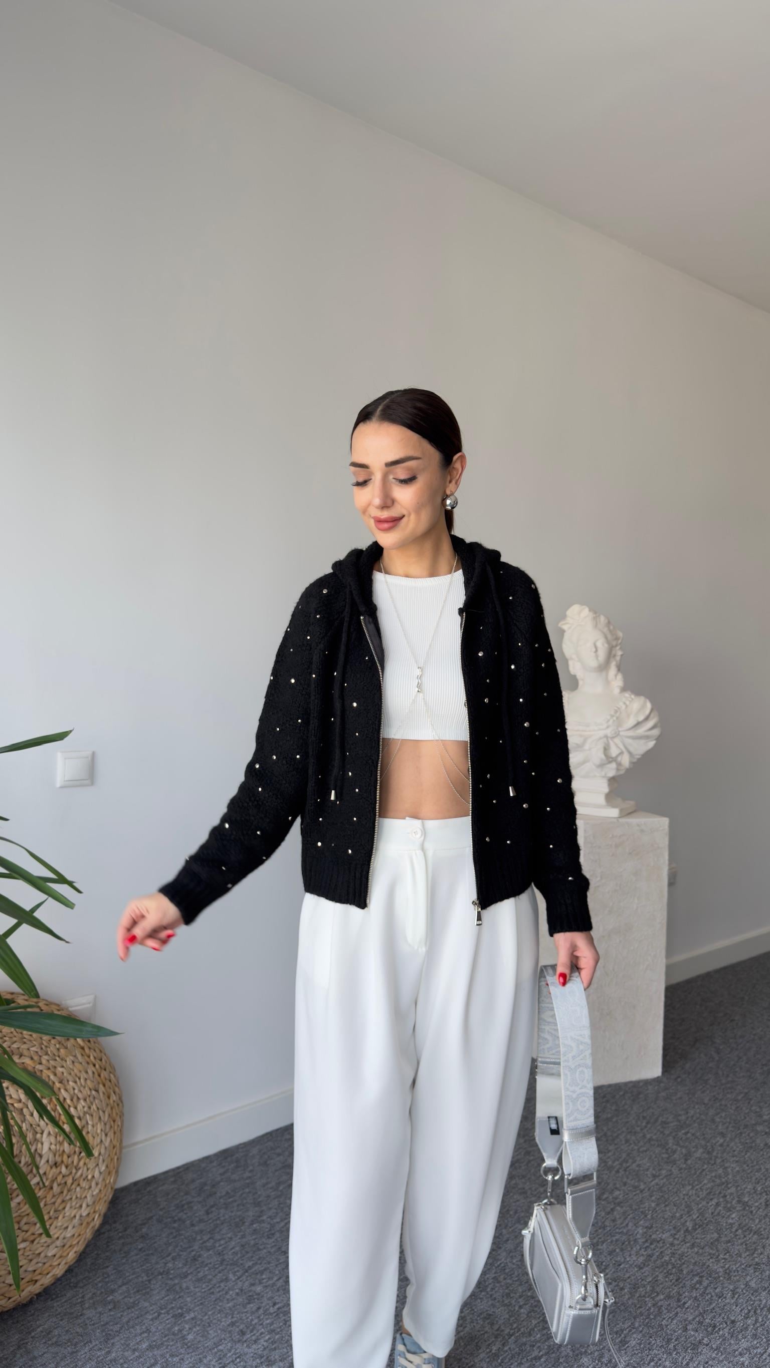 Çakımlı Zra Model Siyah Triko Hırka