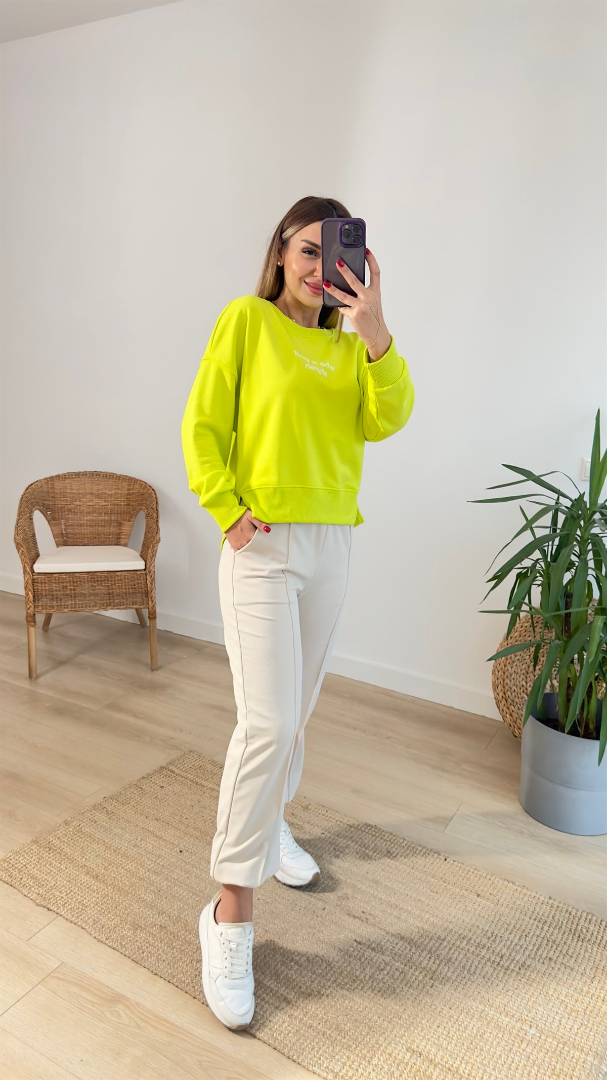 İki İplik Yazılı Yeşil Sweat
