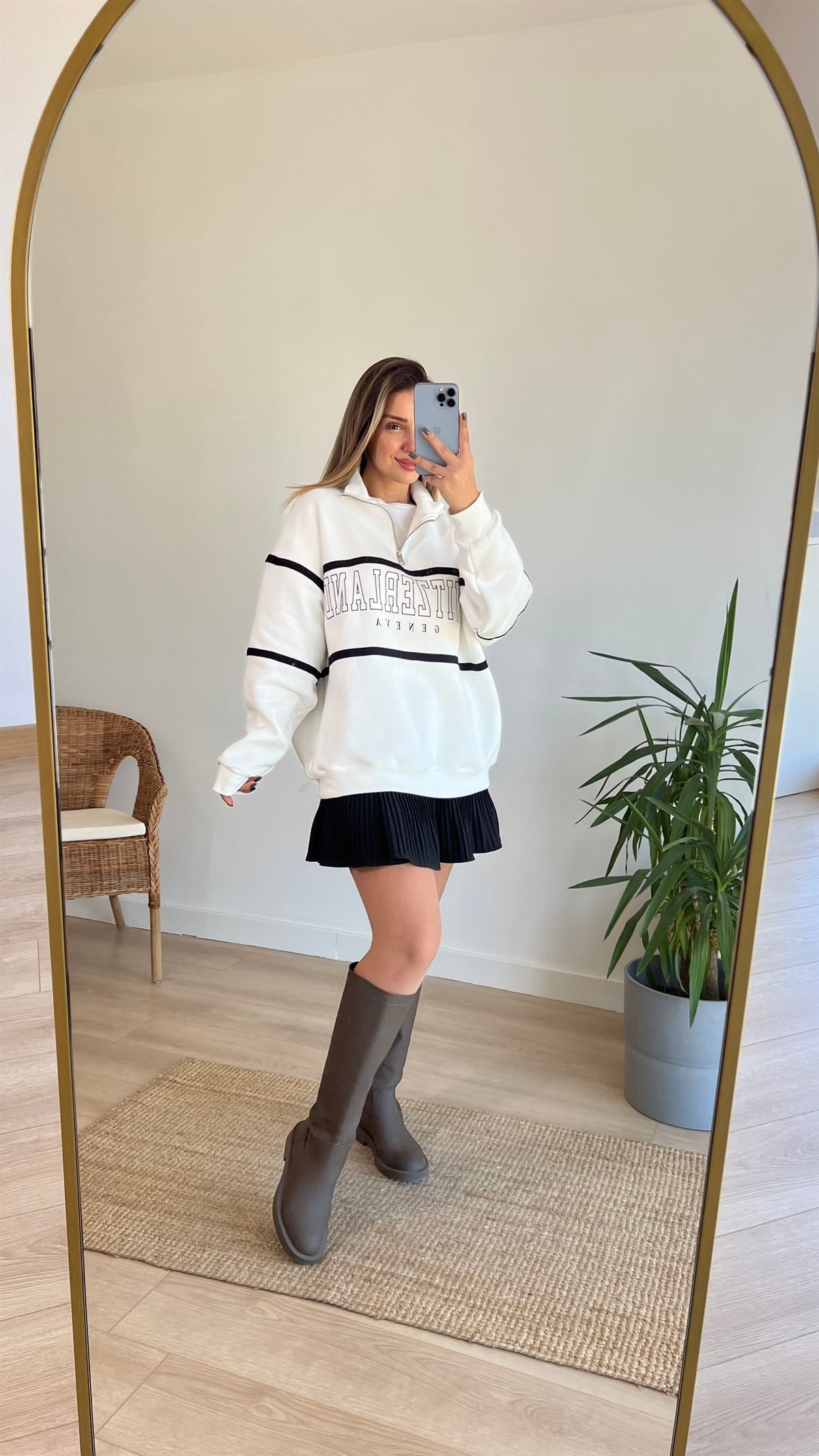 Yazı Detaylı Unisex Sweatshirt
