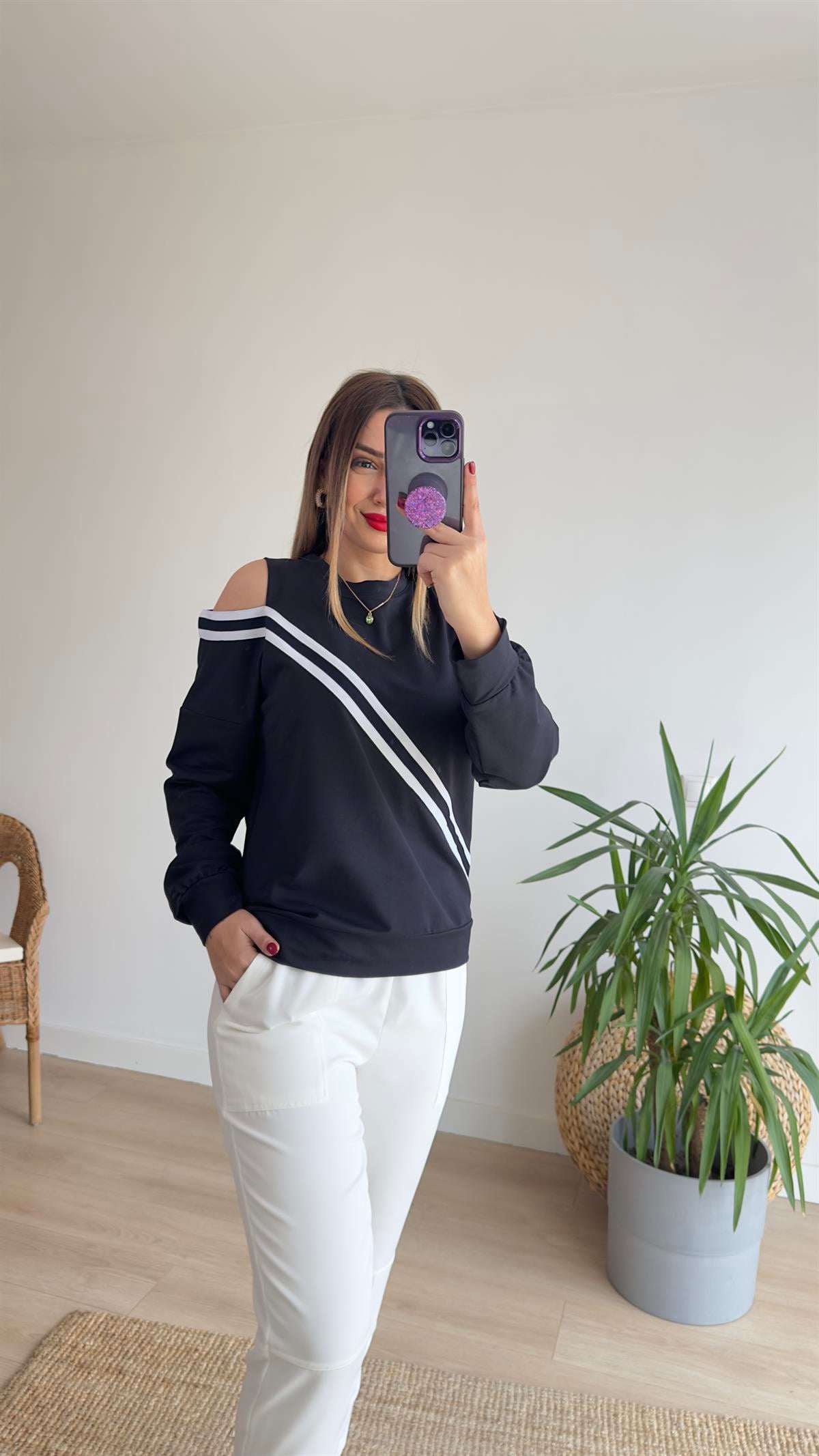 Omzu Açık Şeritli Sweatshirt