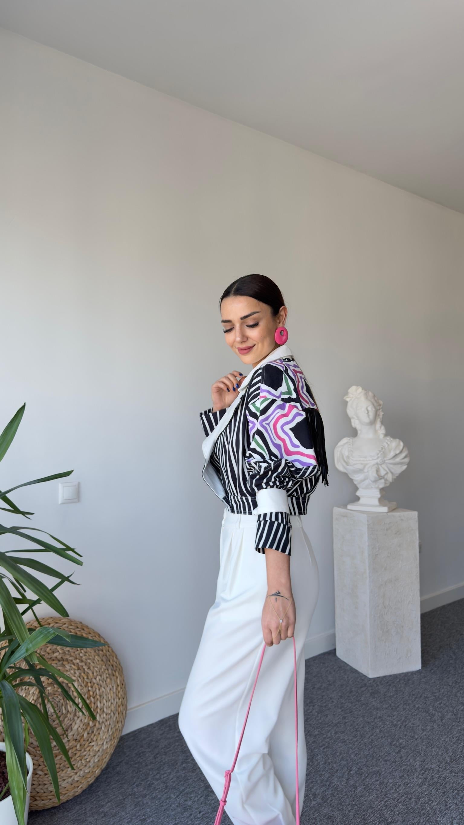Tori Sırtı Püsküllü Tasarım Zebra Desen Ceket