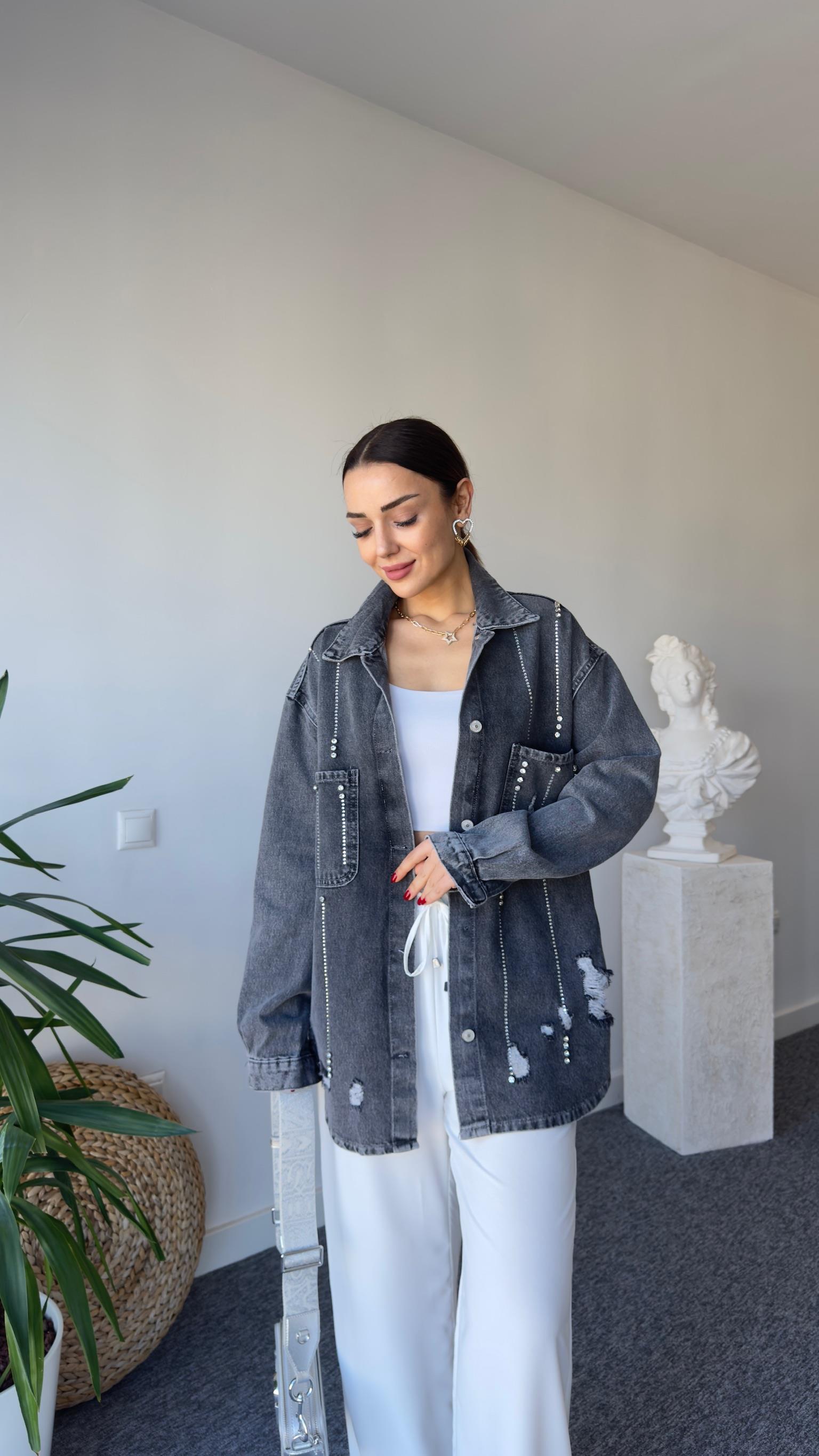 Tail Yırtık Ve Taş Detaylı Antrasit Jean Ceket