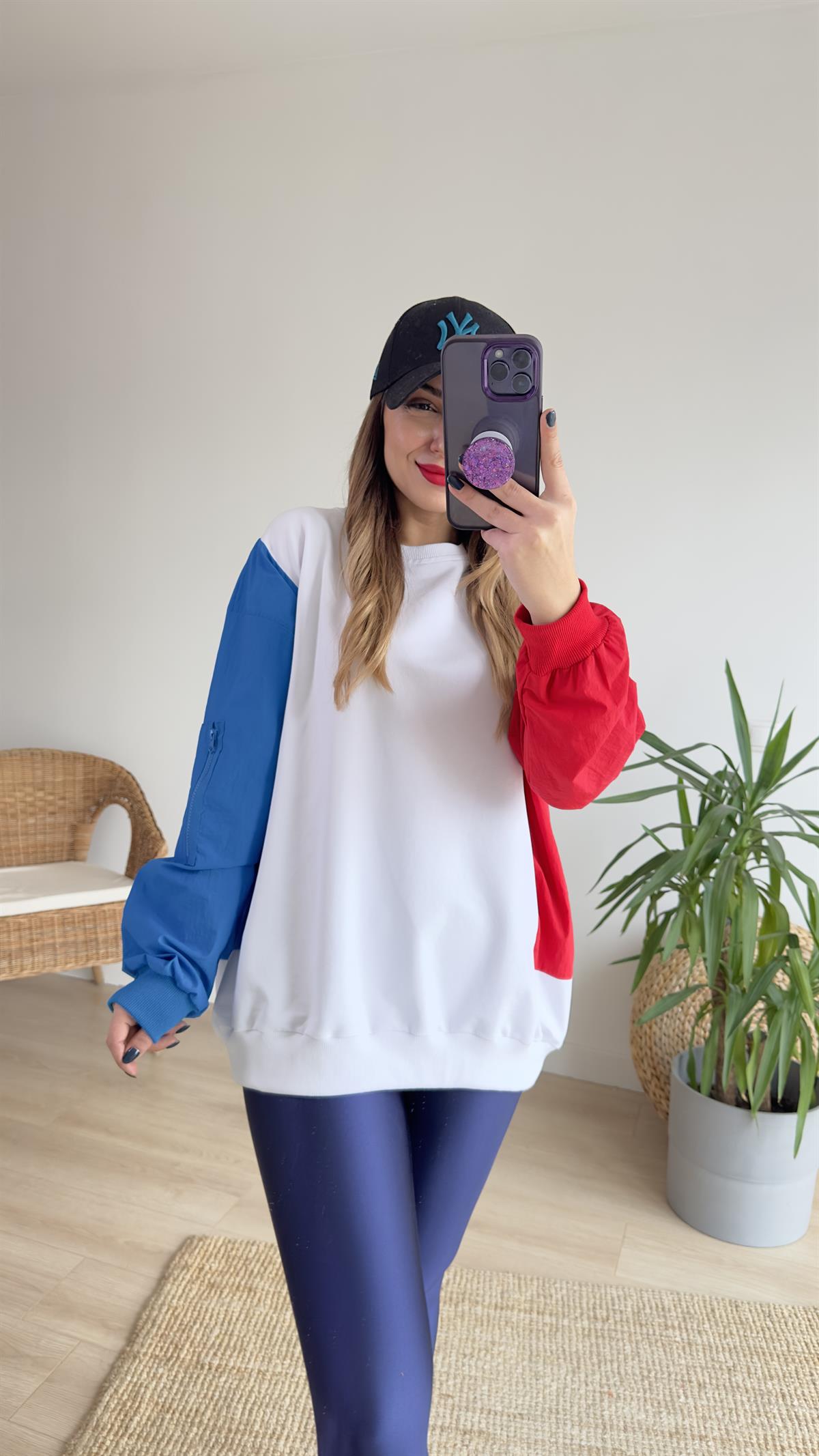 Marka Model Kırmızı Paraşüt Garni Sweat