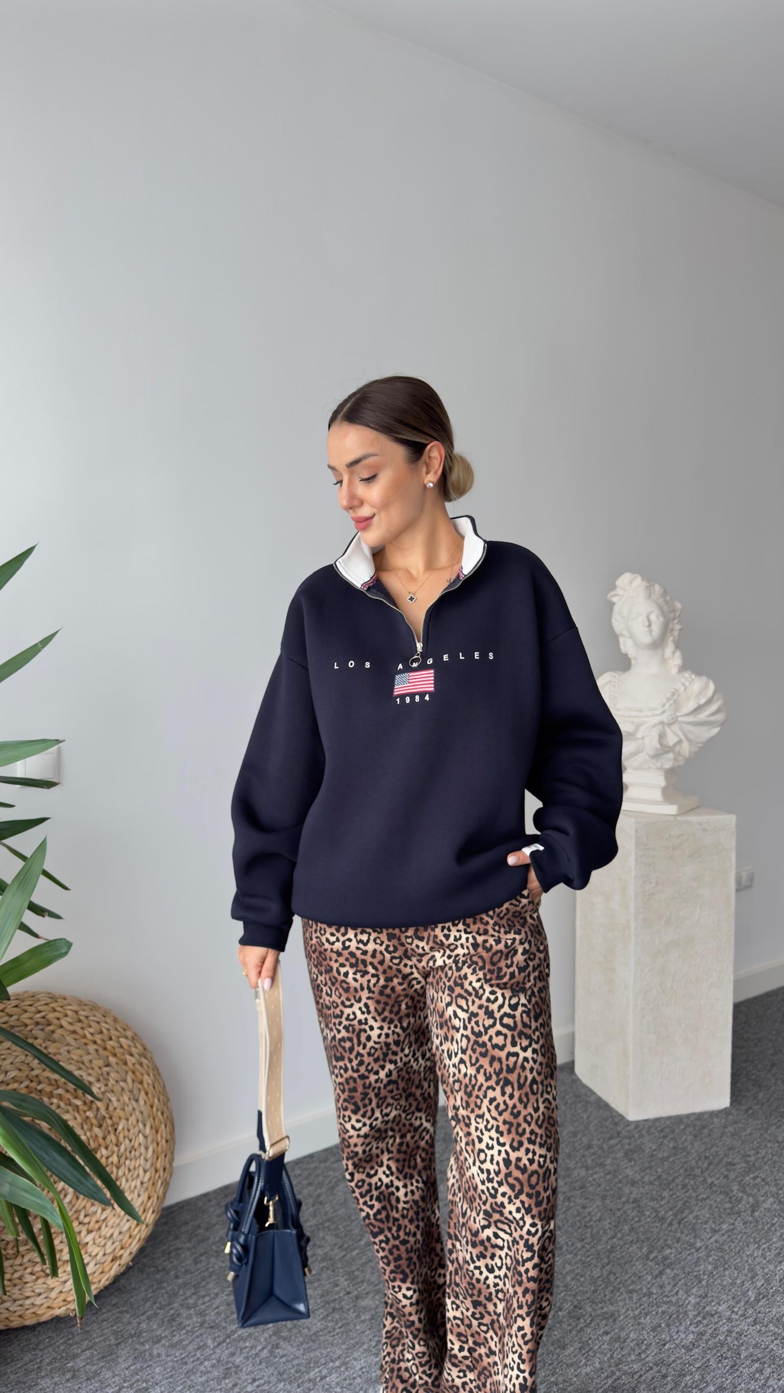 Los Angeles Nakışlı Lacivert Sweatshirt