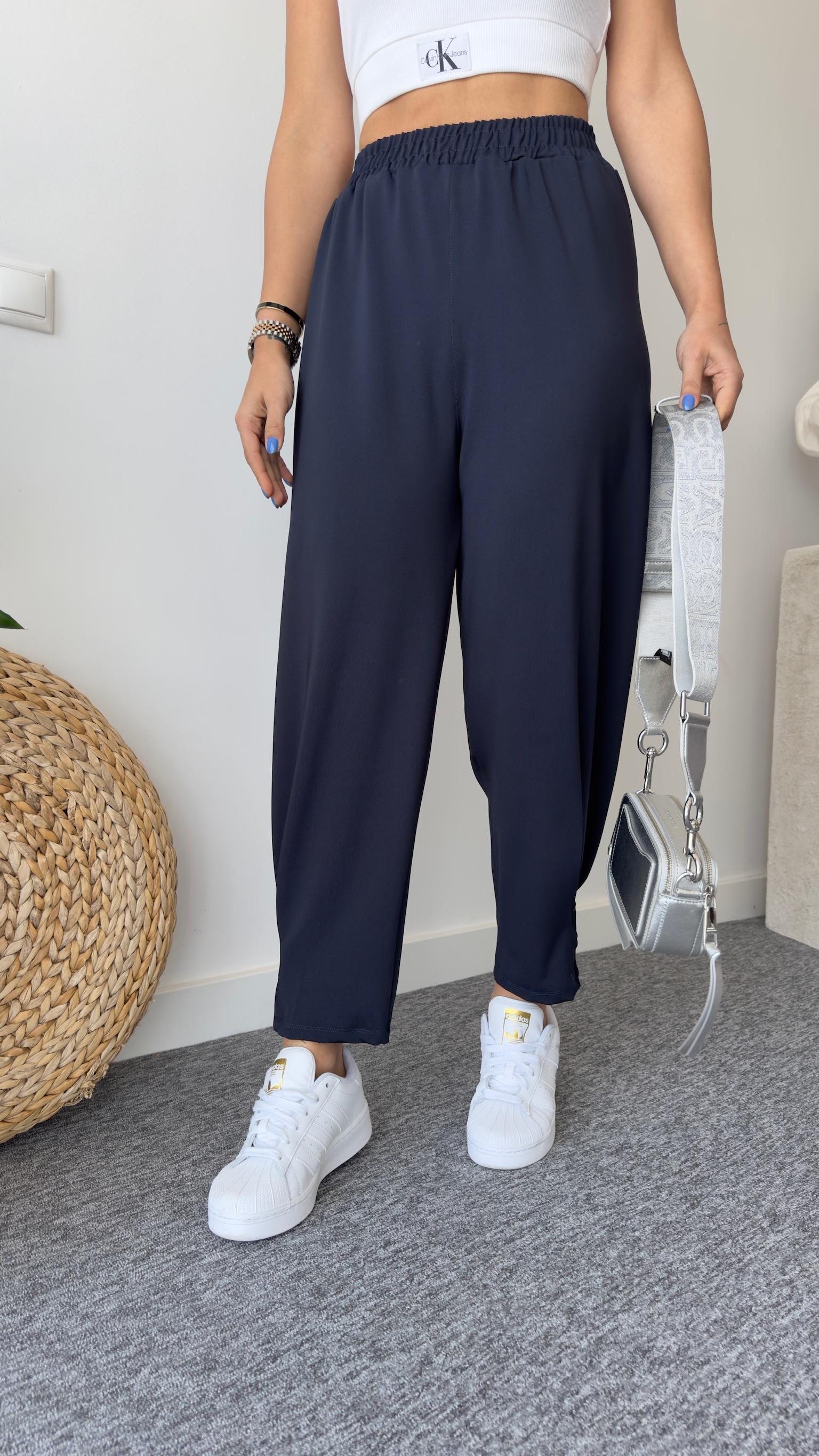 Bileği Çıt Çıtlı Lacivert Pantolon