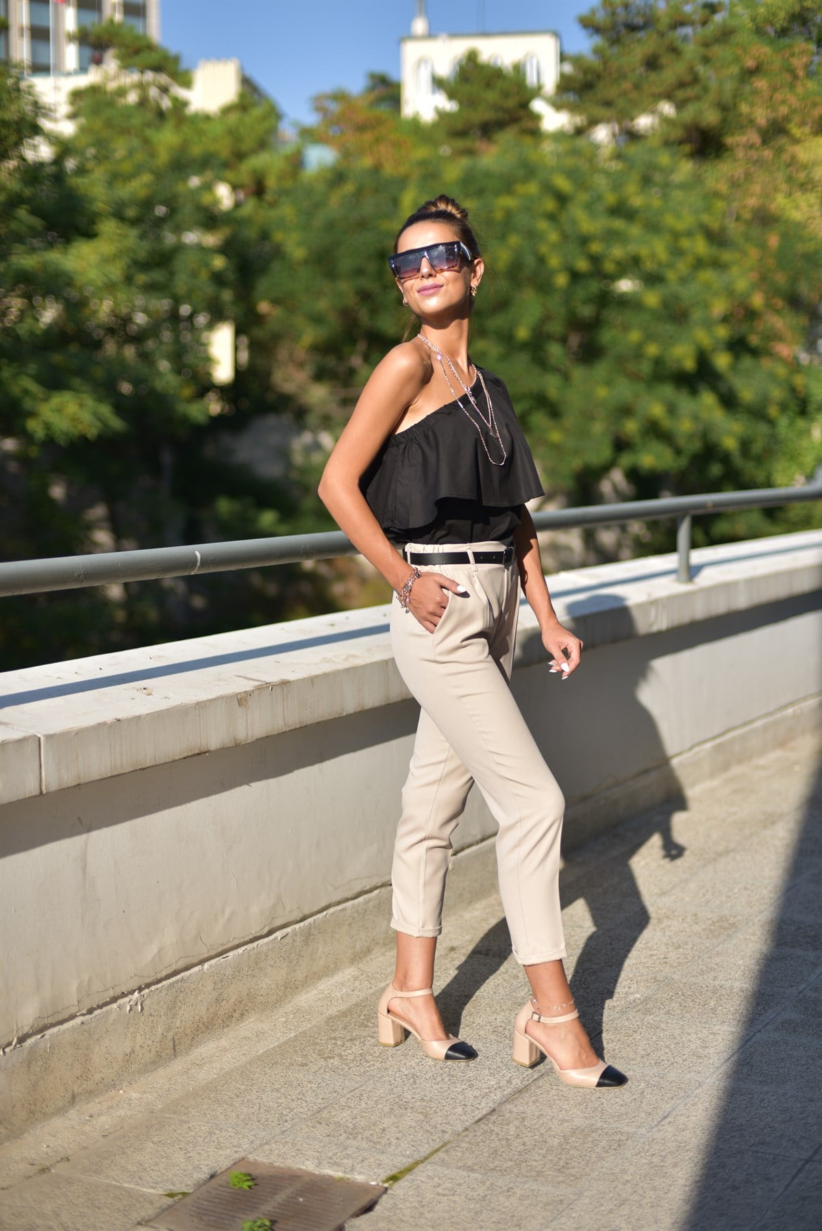 Kemerli Kumaş Pantolon