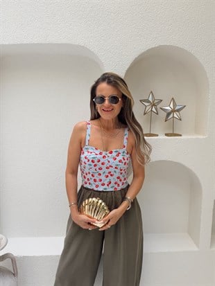 Nişantaşı Butik KİRAZ DESEN KORSAJ DETAY ASKILI BLUZ 