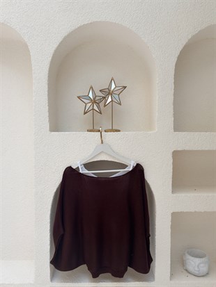 Nişantaşı Butik YAKA DETAY ATLETLİ MERSERİZE BLUZ ACI KAHVE