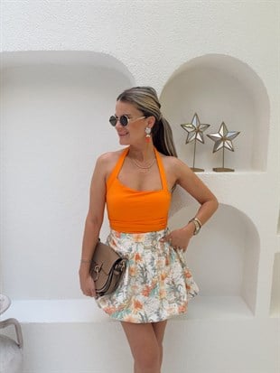 Nişantaşı Butik YAKA DETAY DRAPELİ TURUNC BODYSUİT 