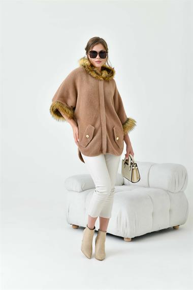 FTZ Women Kadın  Kürk Detaylı Panço  Bisküvi 20701