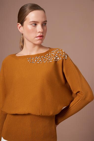 FTZ Women Kadın Beyoğlu İşlemeli Yarasa Kol Kazak  Hardal 25017