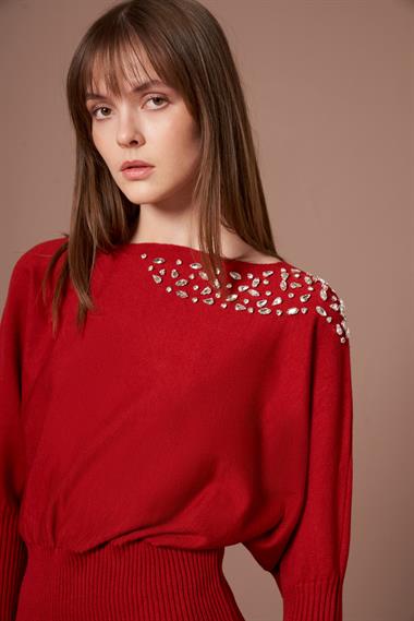 FTZ Women Kadın Beyoğlu İşlemeli Yarasa Kol Kazak  Kırmızı 25017