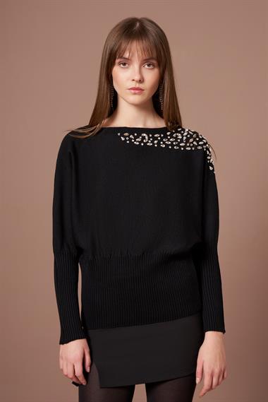 FTZ Women Kadın Beyoğlu İşlemeli Yarasa Kol Kazak  Siyah 25017