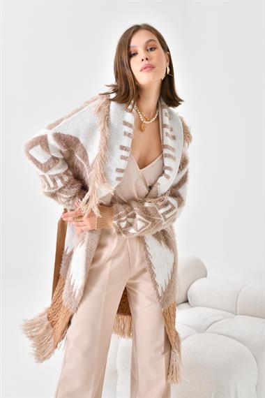 FTZ Women Kadın Püskül Detaylı Giy-Çık  Bisküvi 20584