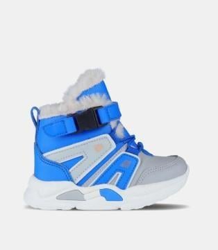 Vicco Right Bot Phylon Saks