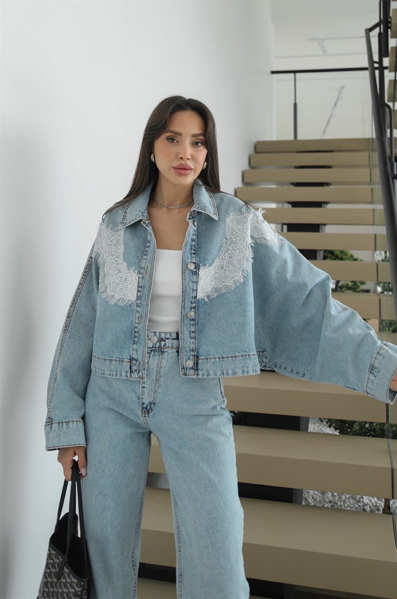 Açık Mavi Dantel Detaylı Denim Ceket
