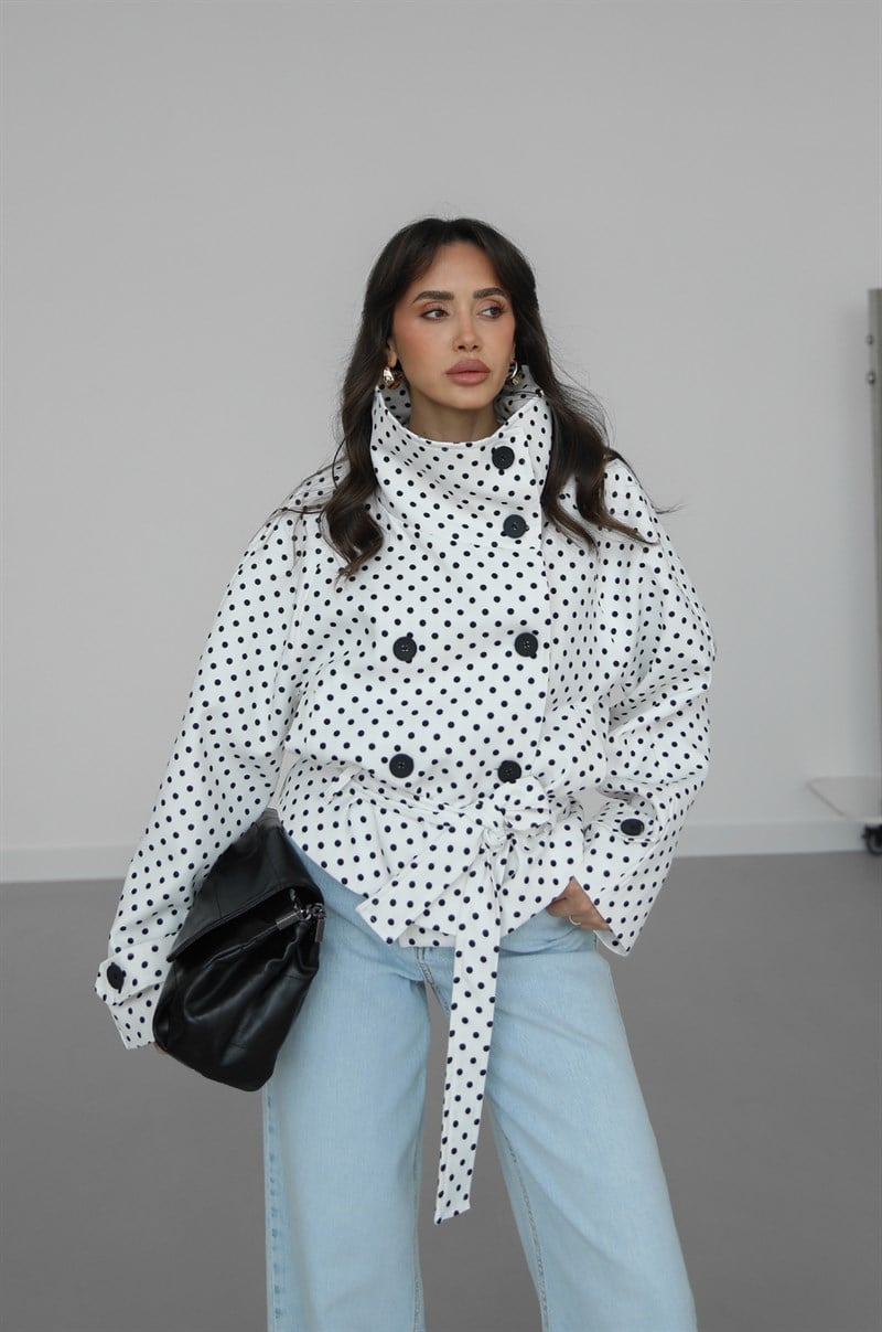 Beyaz Messina Puantiyeli Dik Yaka Kuşaklı Trençkot