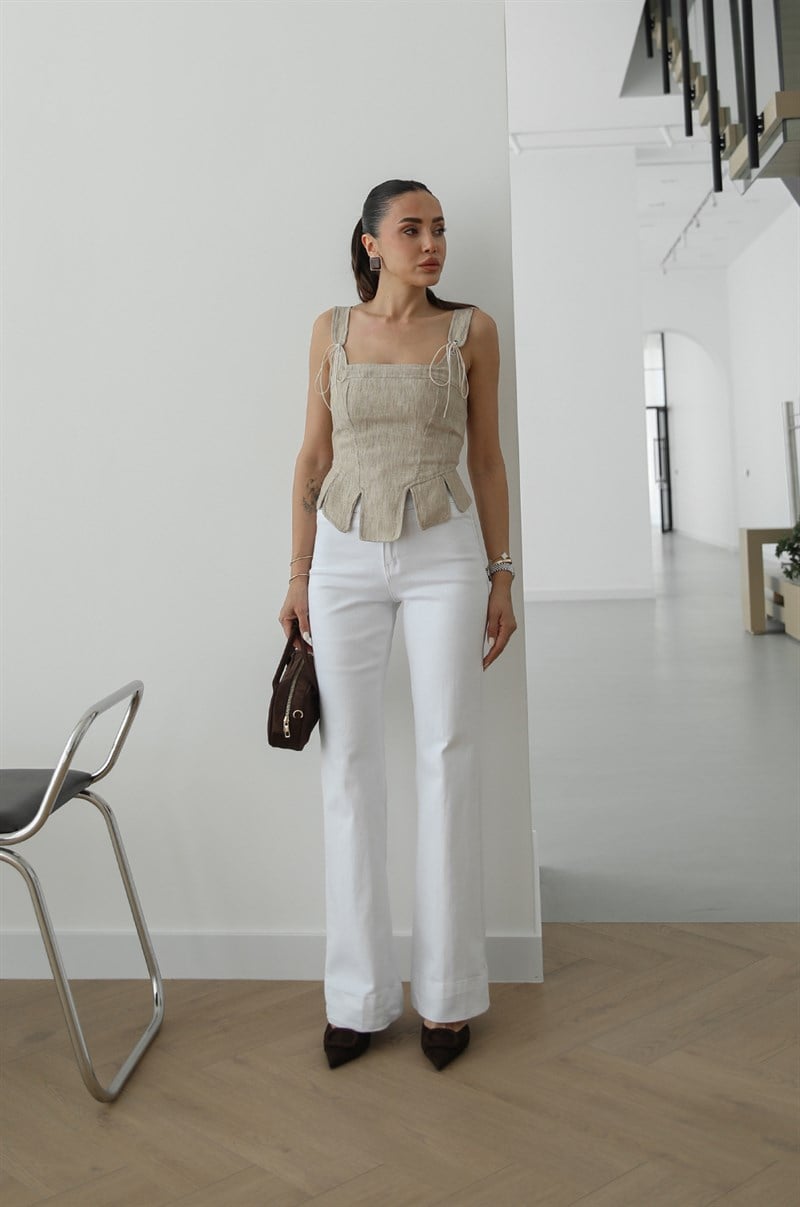 Beyaz Önü Mini Cep Detaylı Likralı Jean