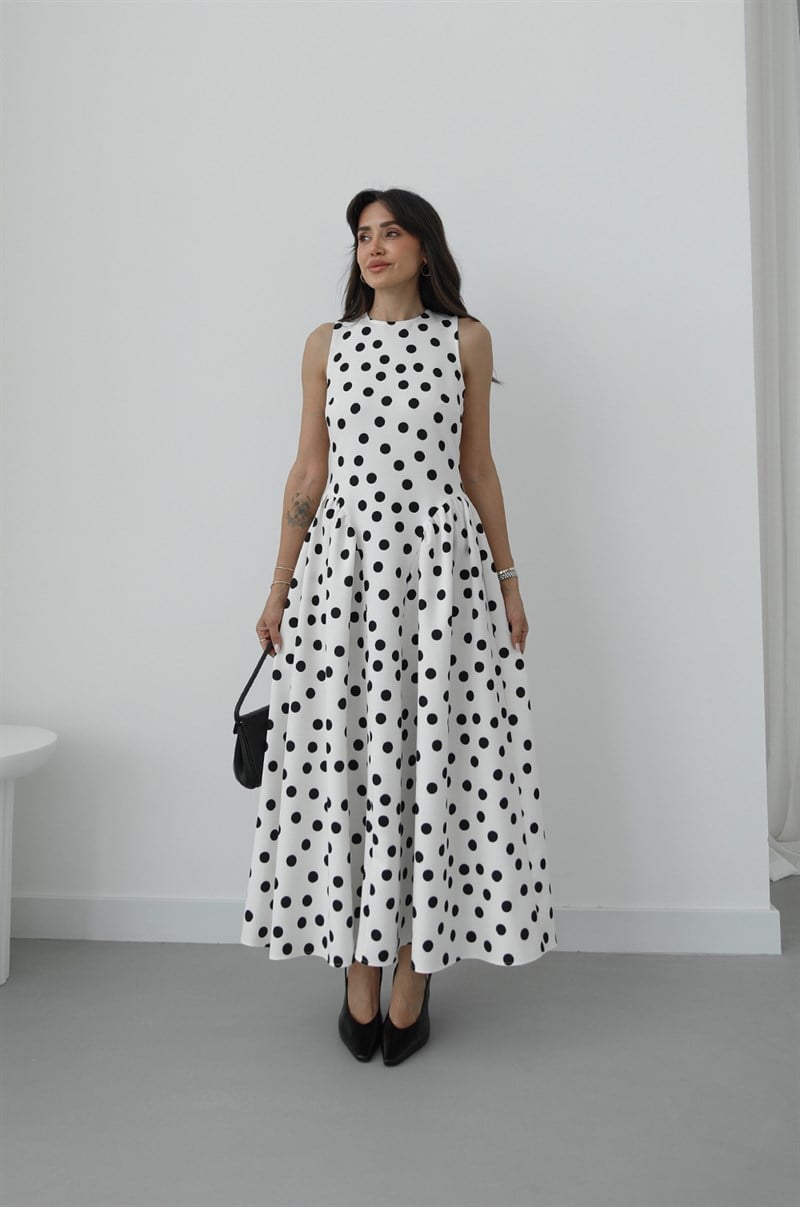 Beyaz Sırt Dekolteli Puantiyeli Elbise