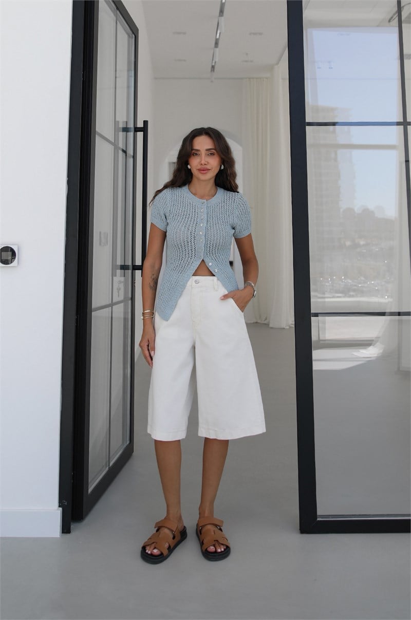 Ekru Yanları Cepli Kapri Denim Şort
