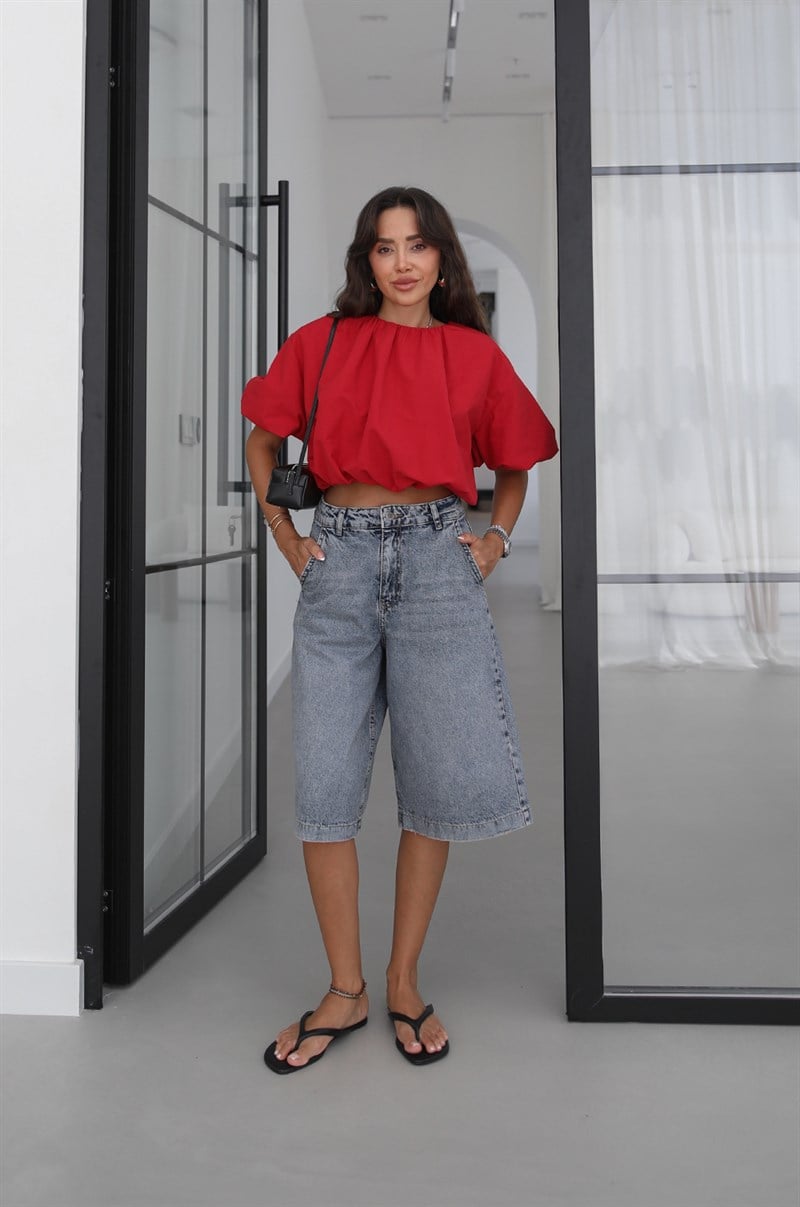 Mavi Yanları Cepli Kapri Denim Şort