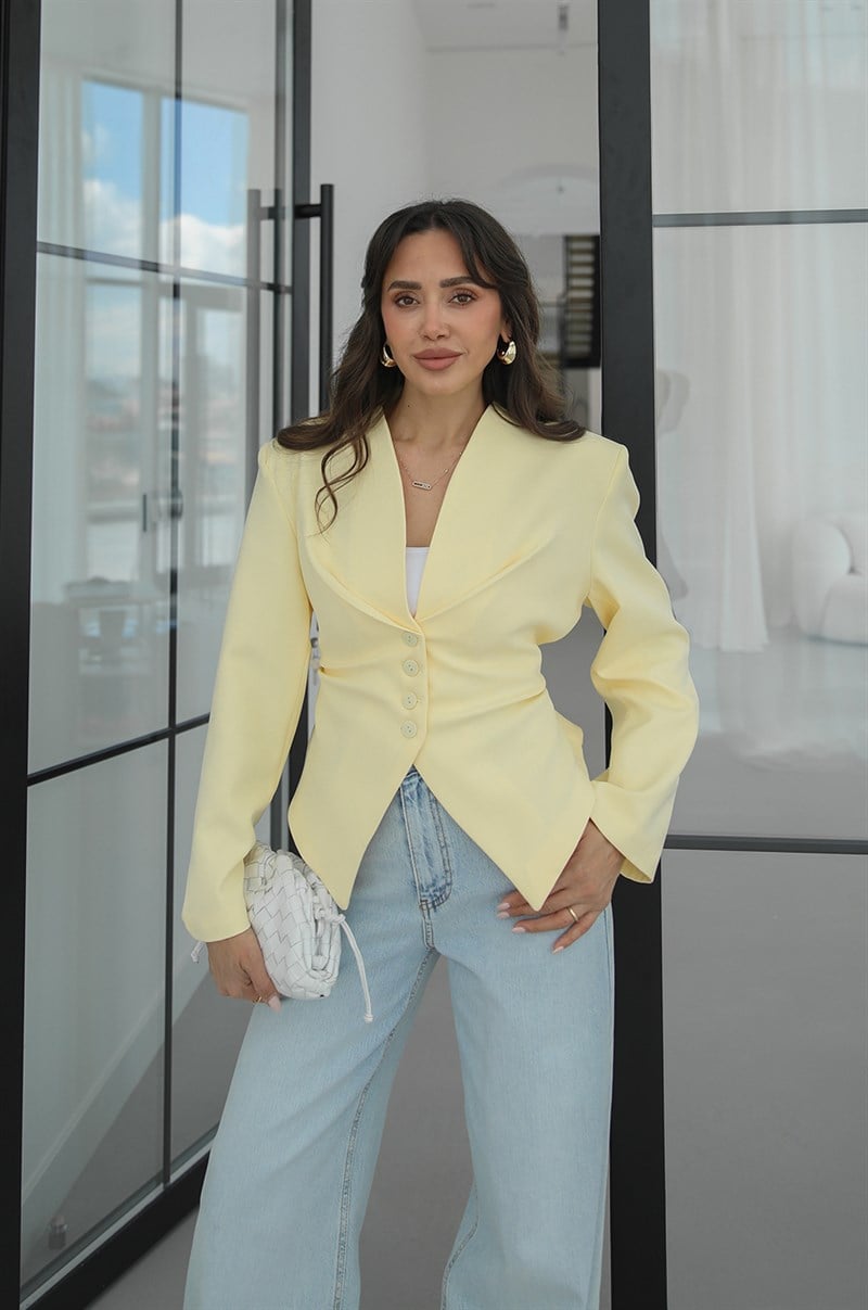Sarı Arkası Bağlama Detaylı Blazer Ceket