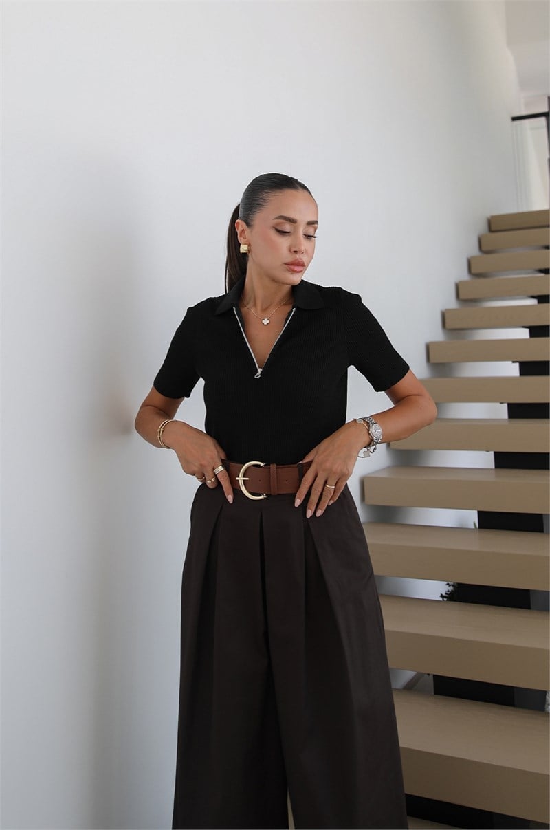 Siyah Fermuarlı Polo Yaka Triko Bluz
