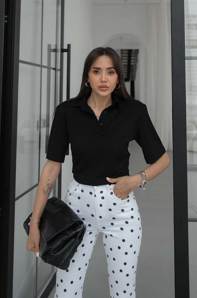Siyah Polo Yaka Vatkalı Bluz
