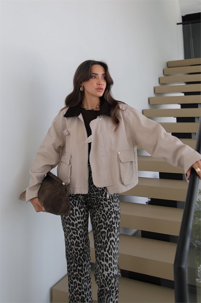 Taş Rengi Önü Apolet Detaylı Denim Ceket