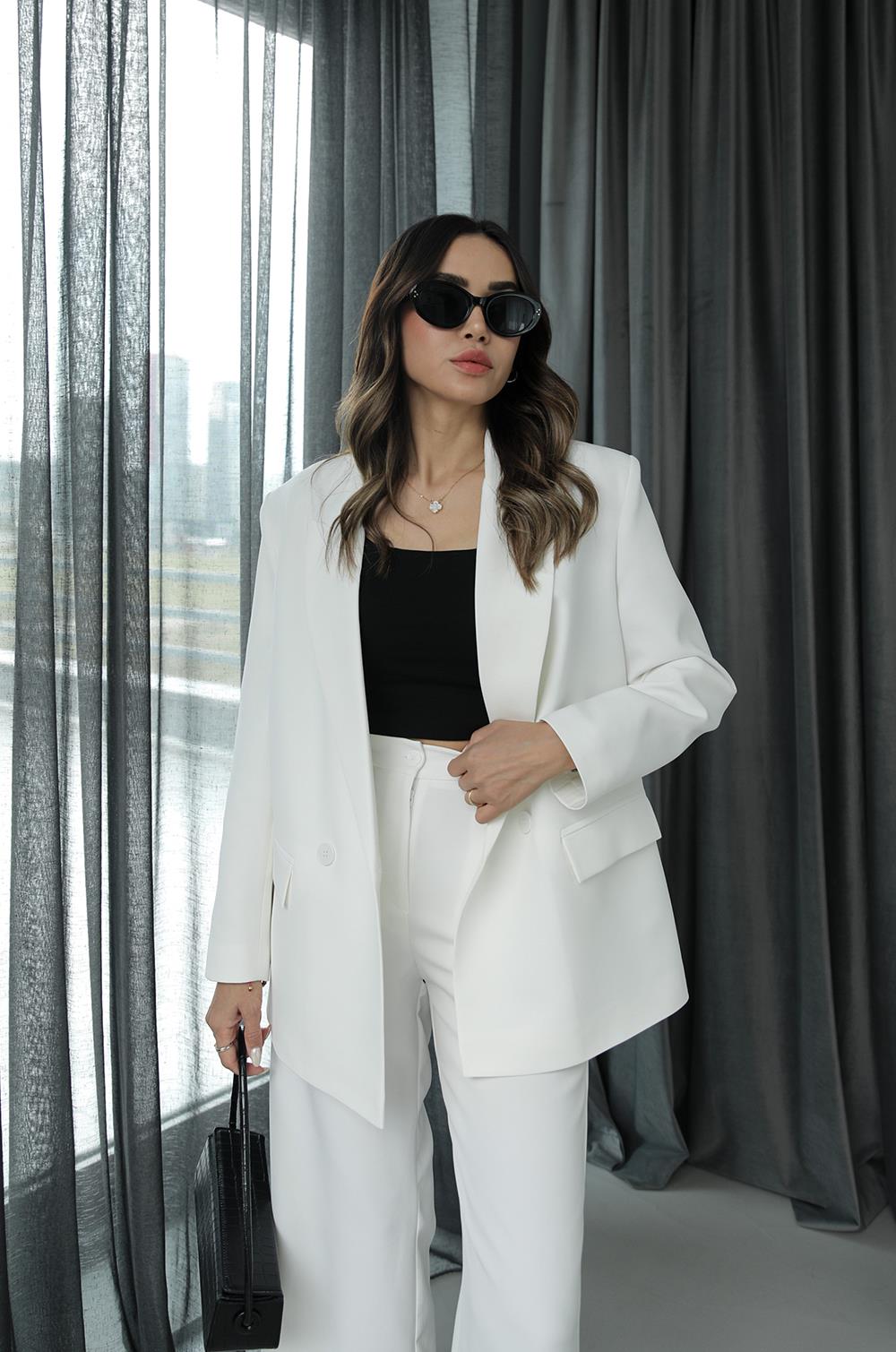 Beyaz Beli Lastikli Pantolon Ceket Takım · 4