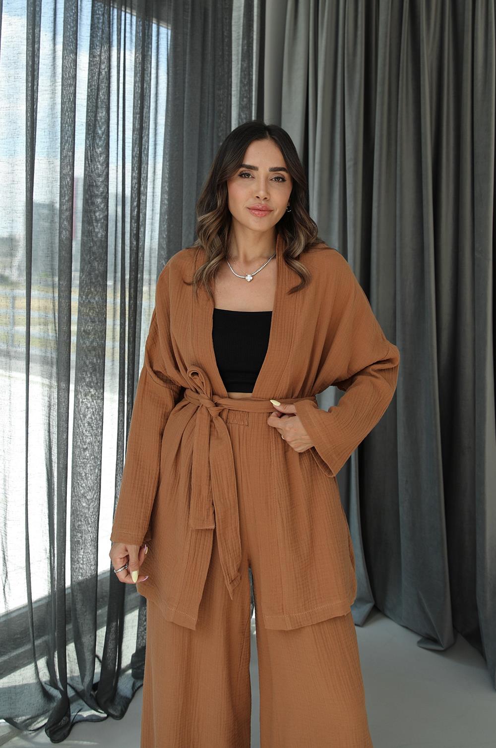 Kahverengi Kuşaklı Kimono Pantolon Takım · 3