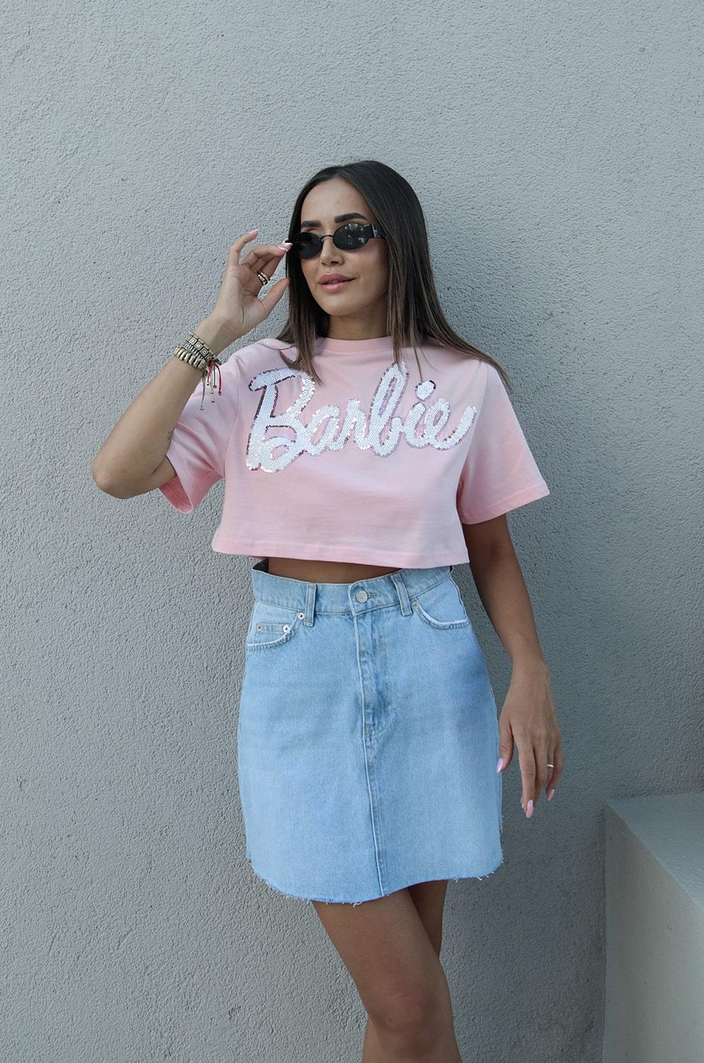 Pembe Pul İşlemeli Barbie Tişört · 2