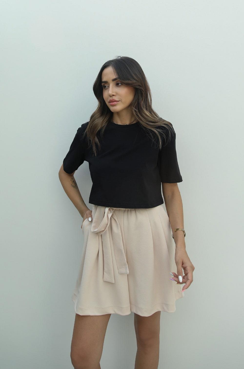 Siyah Carla Kısa Basic Tişört · 2