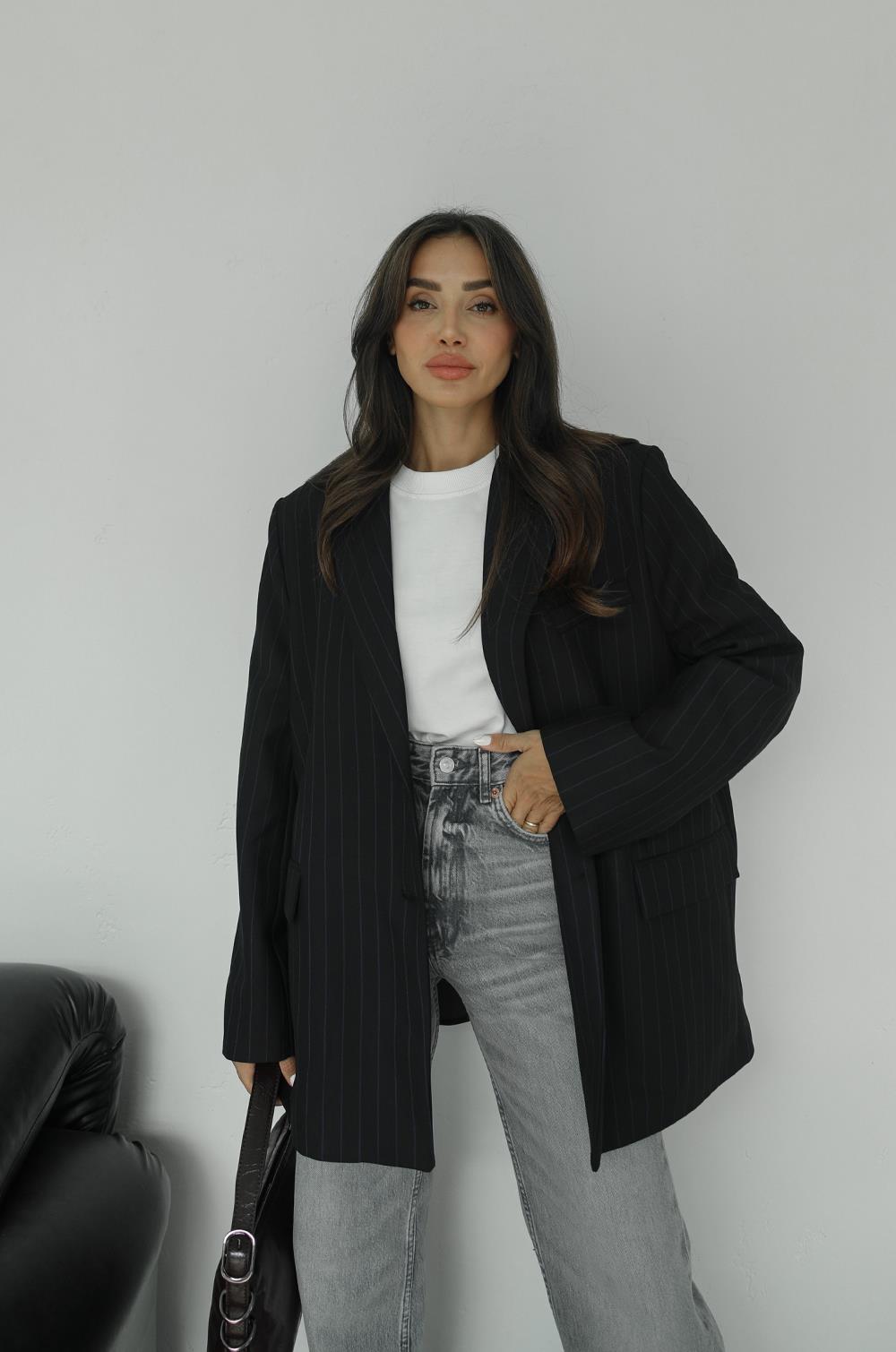siyah-cizgili-oversize-blazer-