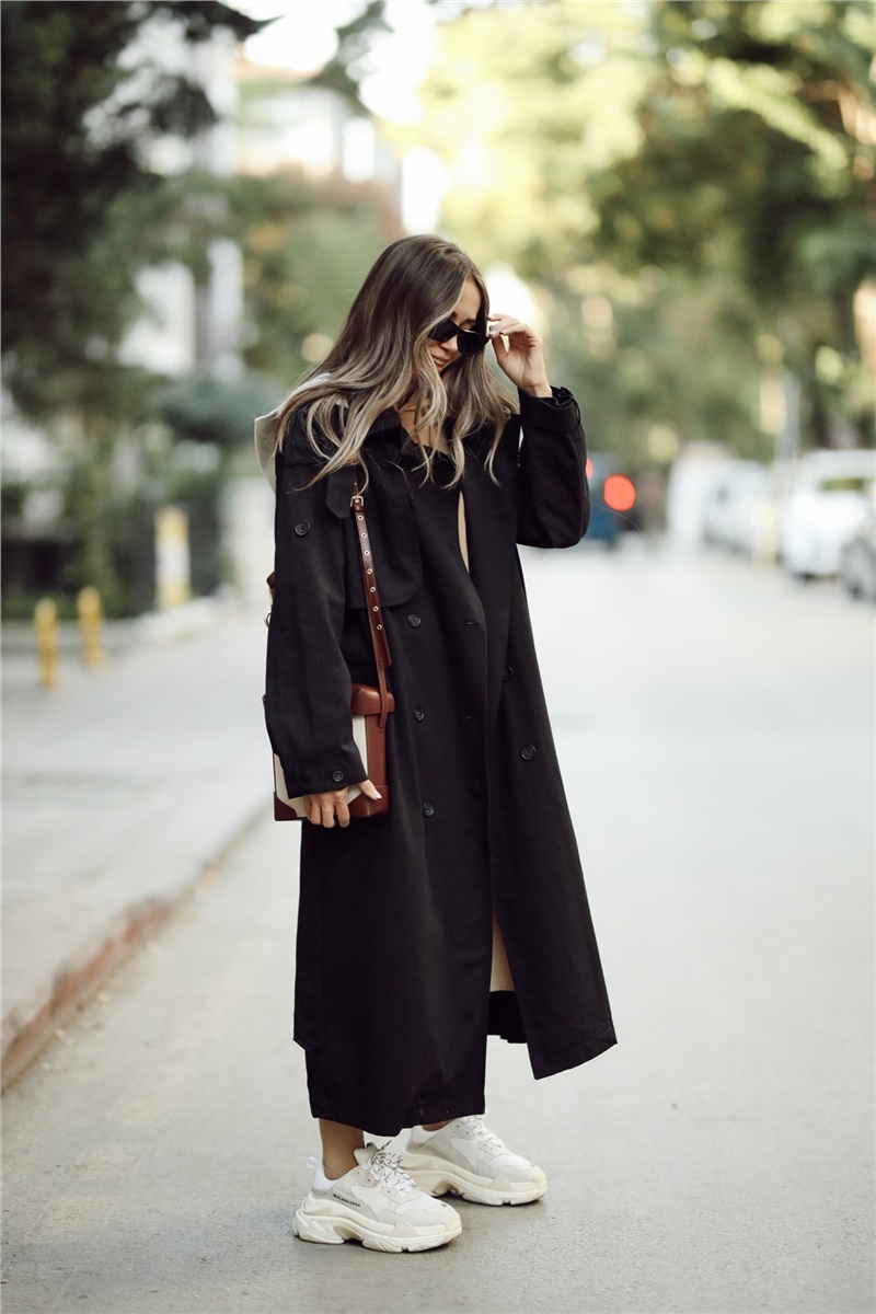 siyah-kapusonlu-trenc-85b7.jpg