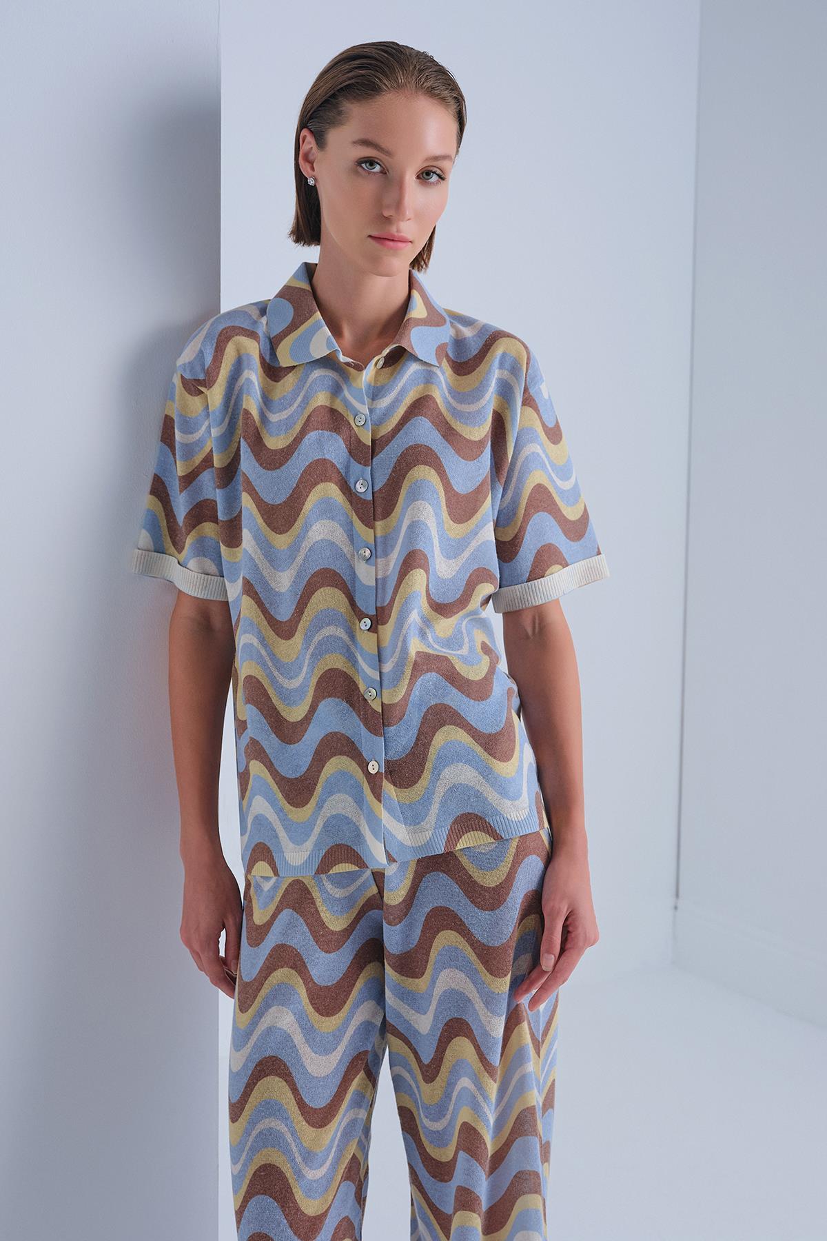 Desenli Kısa Kollu Multi Gömlek