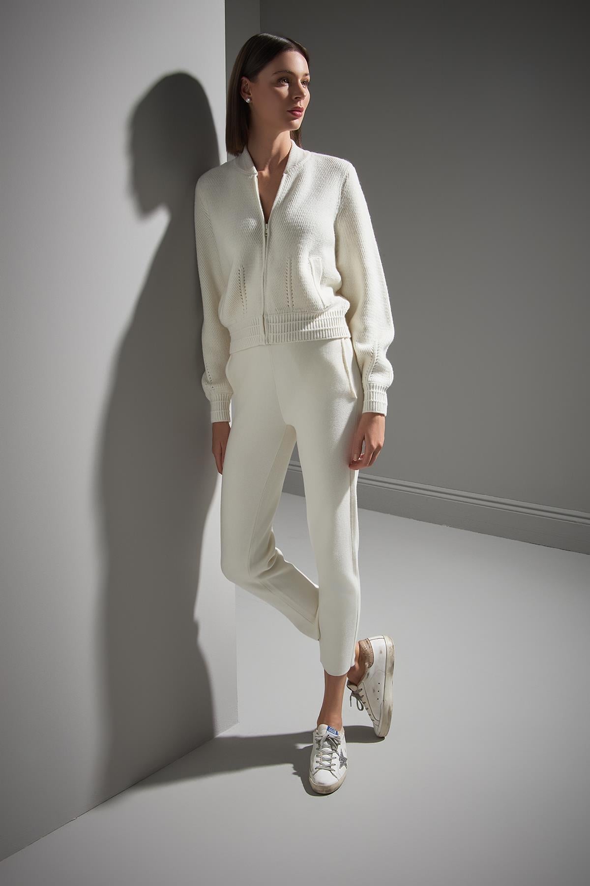 Fermuarlı Ekru Bomber Triko Ceket