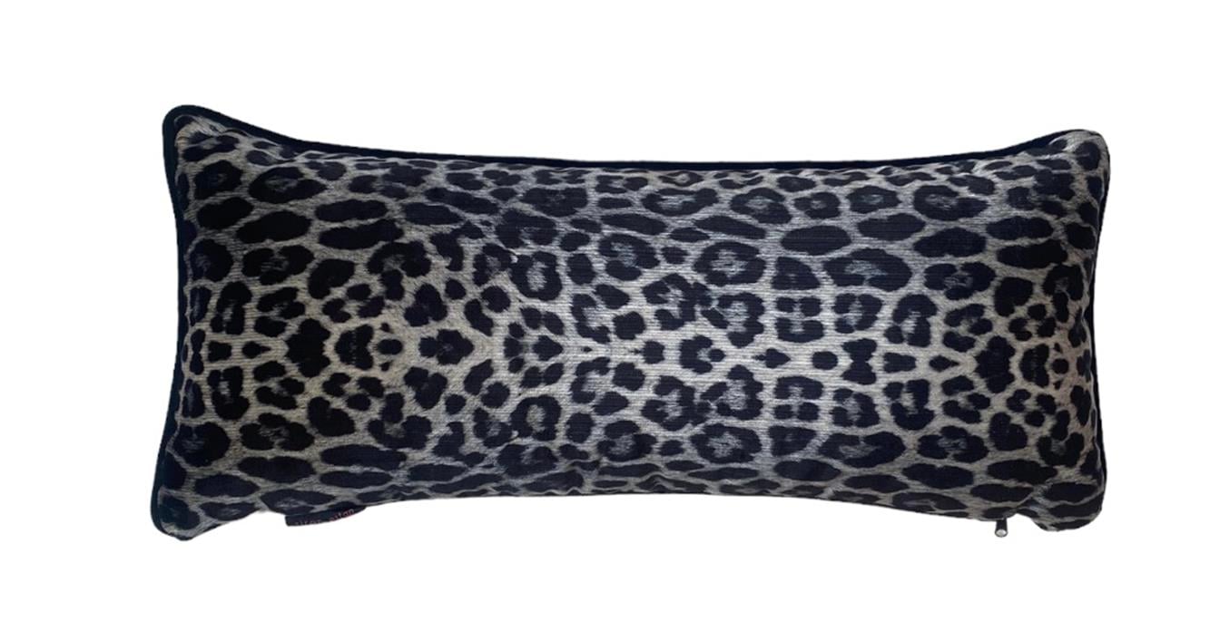 Gri Leopar Desenli Yastık