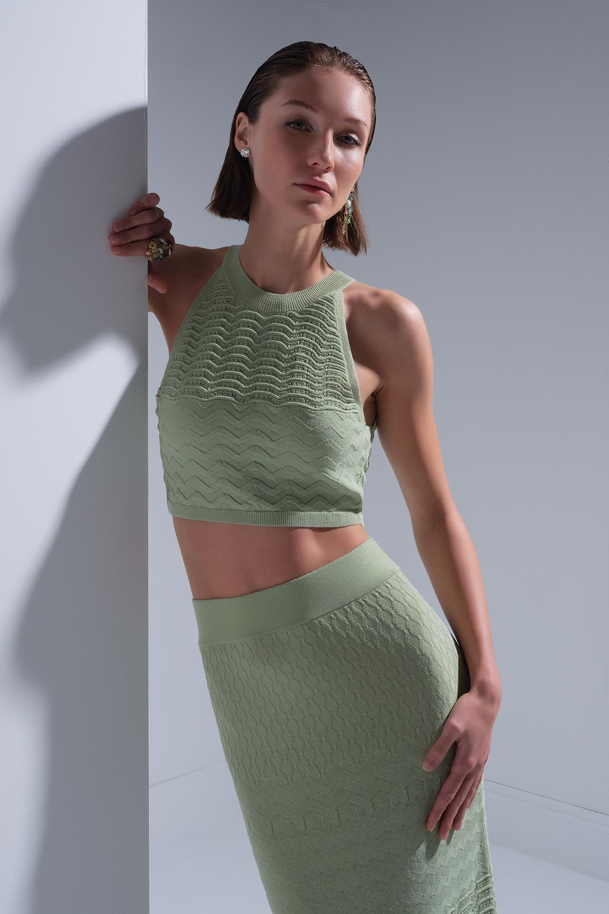 Halter Yaka Yeşil Crop Top