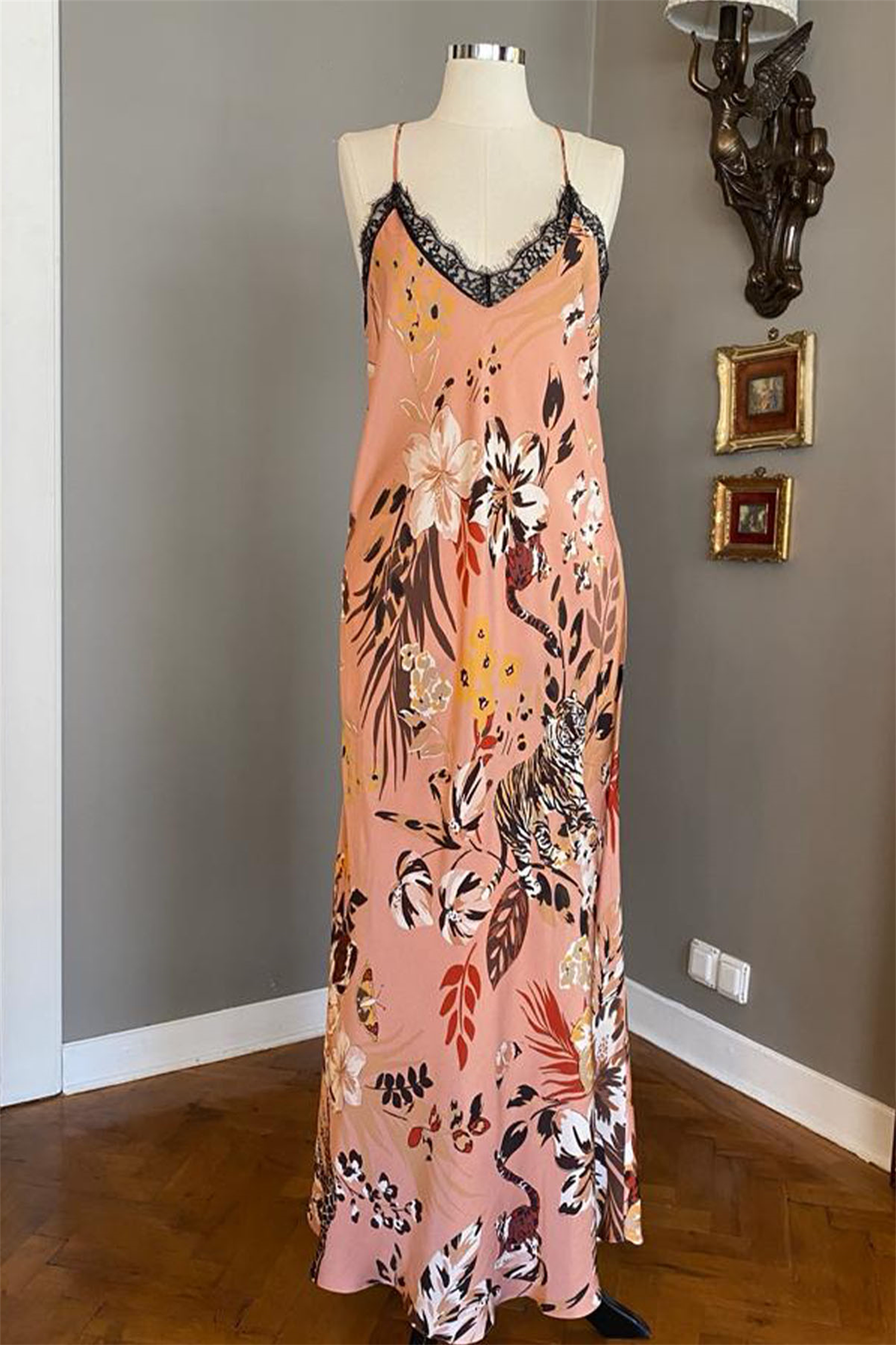 SEI X NUC DANTELLİ İP ASKILI ELBİSE