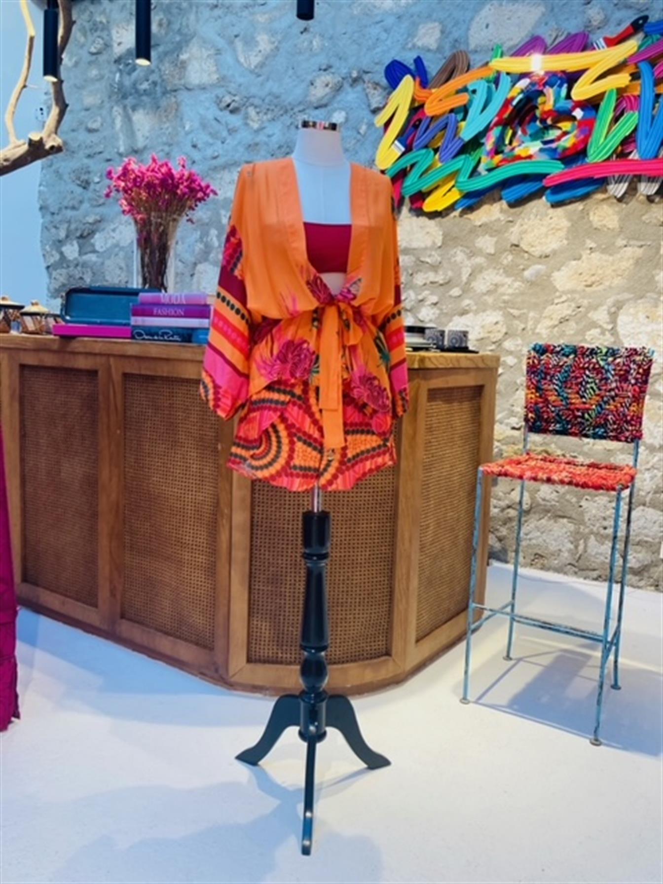 TURUNCU MANDALA DESENLİ ŞORT