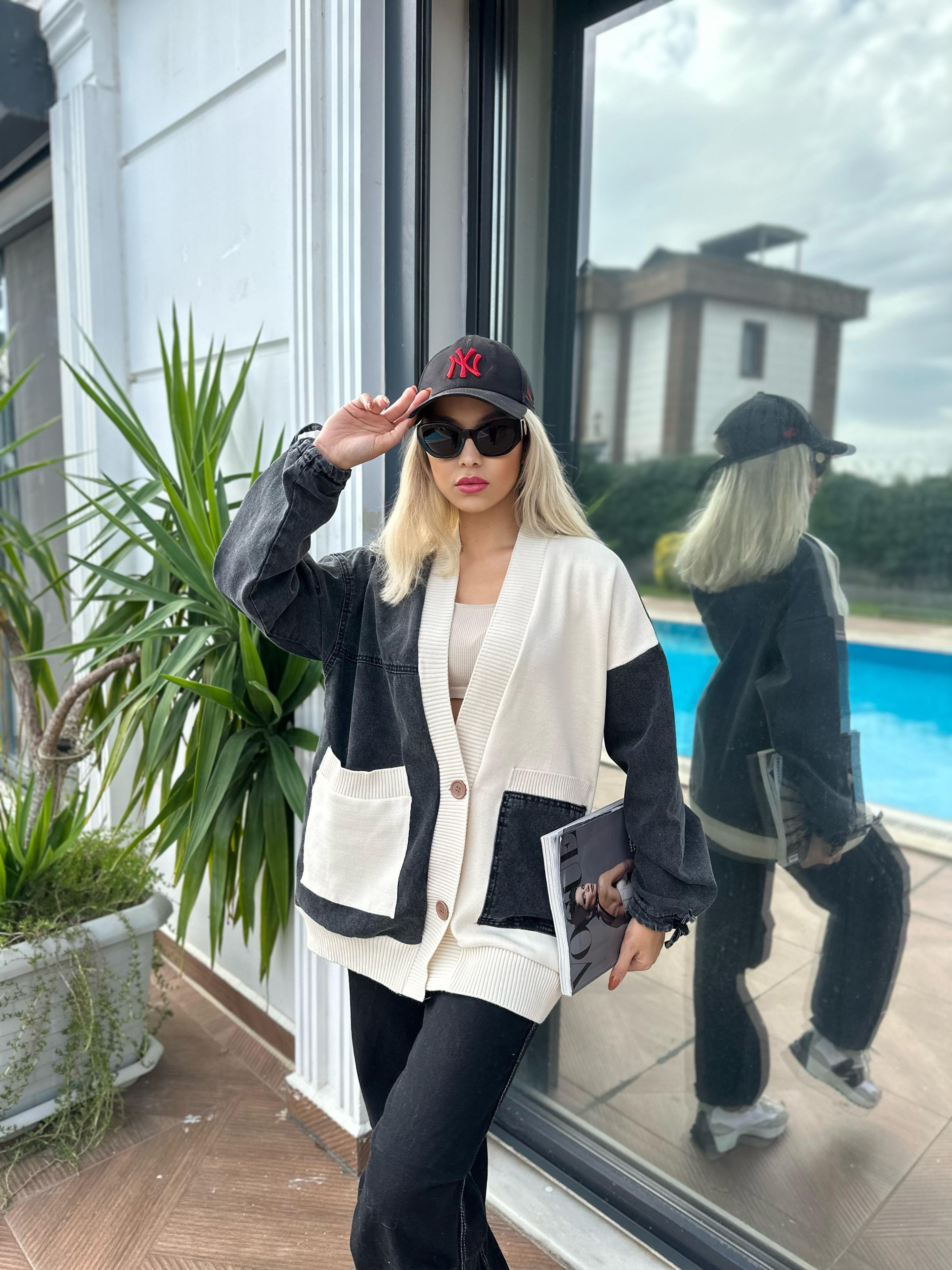 Önü Cepli Düğmeli Jeans Ceket