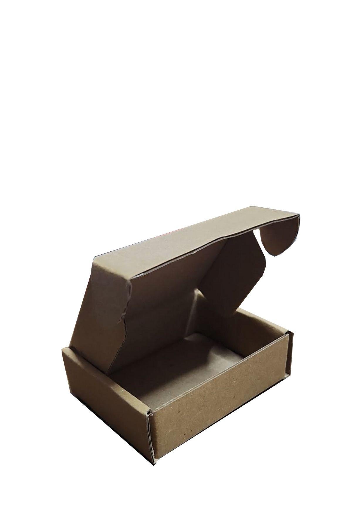 8x6x2,3 KAPAKLI KUTU