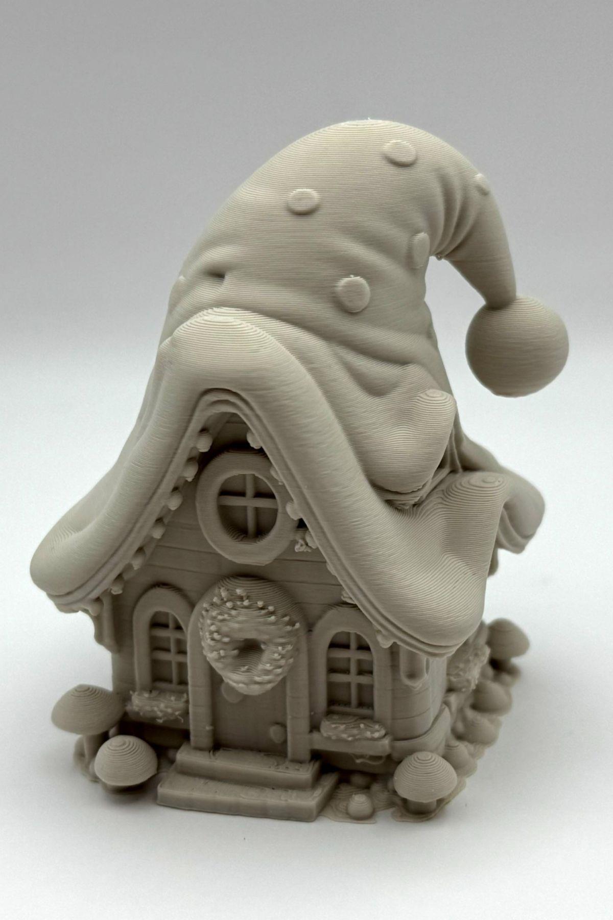 YILBAŞI ŞAPKASI EVİ FİGÜR