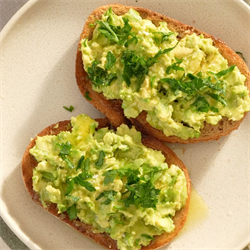 Avokado Tost Malzemeleri