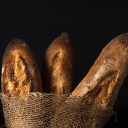 Baguettte Ekmeği (330 Gram) 240derece görseli.