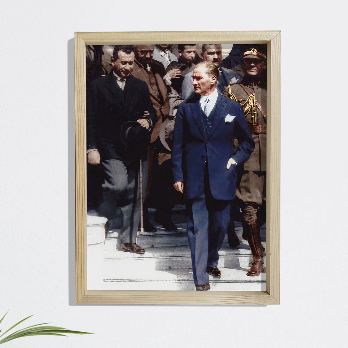 Dekor Loft Çam Ağacı Çerçeveli Atatürk Tablo 33x44 cm